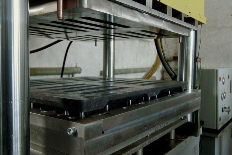 В Курганской области запустили производство экологичных поддонов